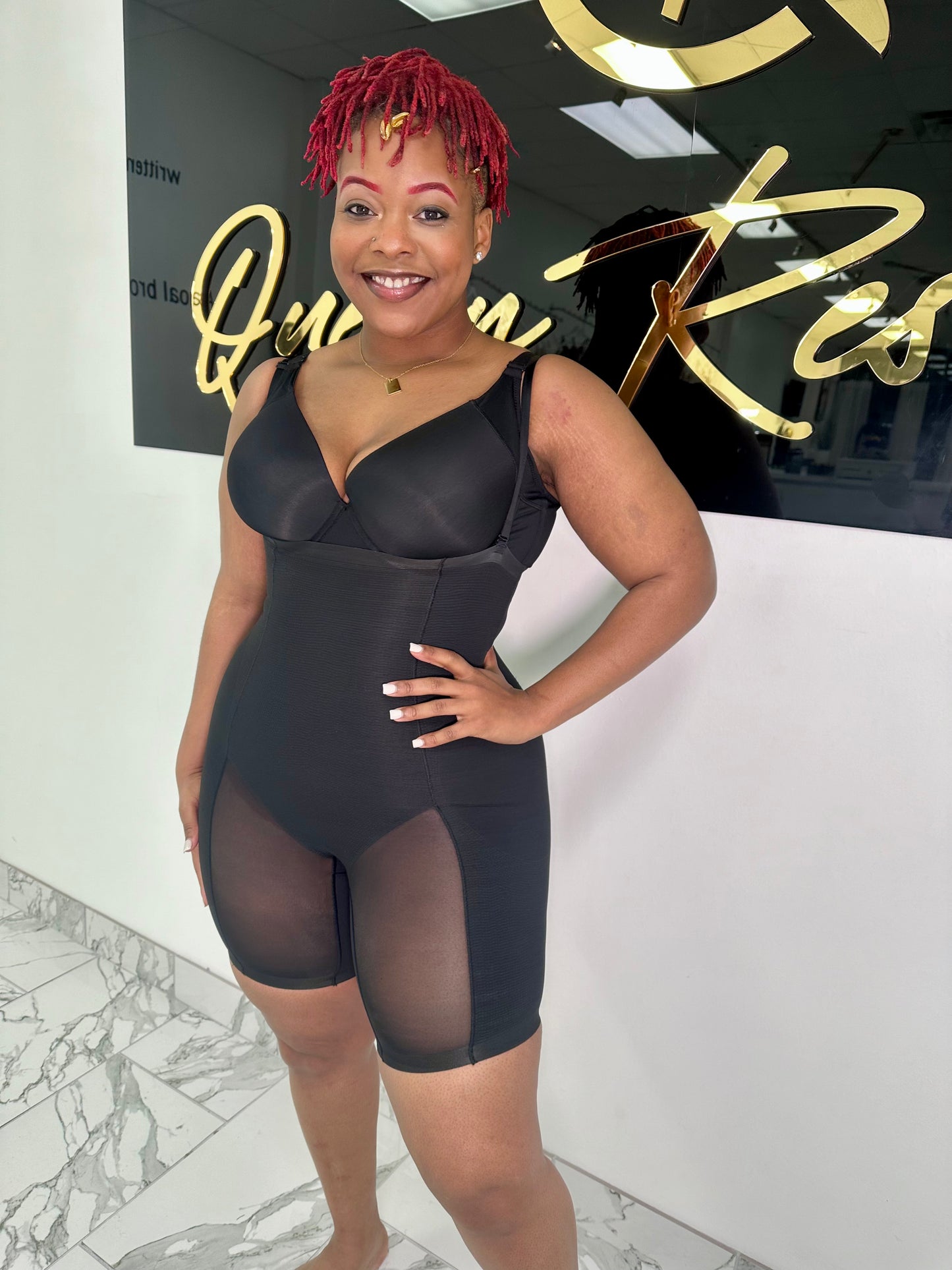 Seamless Removable strap Shaper with hip and butt padding