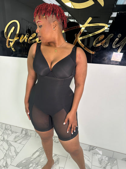 Seamless Removable strap Shaper with hip and butt padding